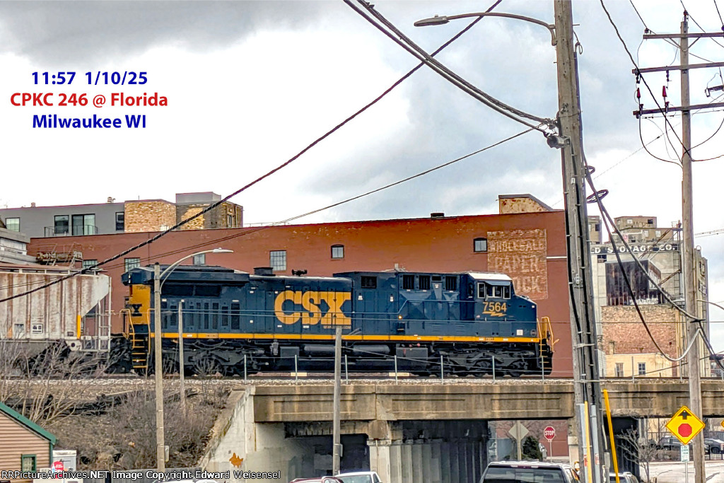 CPKC 246 crosses Florida